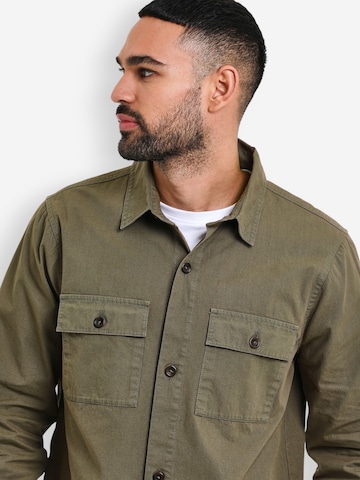 Threadbare Regular Fit Hemdjacke 'Ministry' in Grün