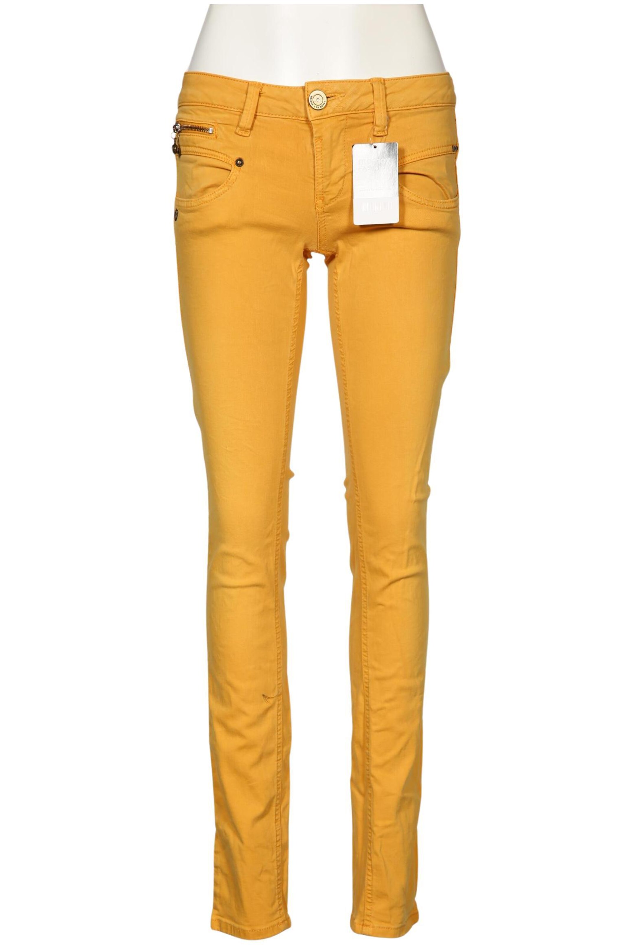 FREEMAN T. PORTER Jeans in 27-28 in Yellow: front