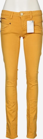 FREEMAN T. PORTER Jeans 27-28 in Gelb: Vorderseite