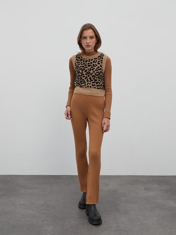 EDITED Slim fit Pants 'Vivi' in Brown