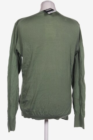 Closed Shirt in M in Green