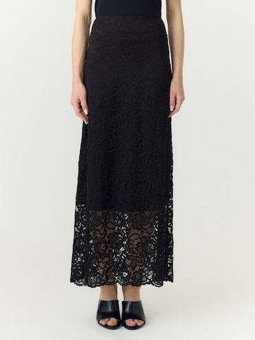 Jupe 'YASLACEY' YAS en noir : devant