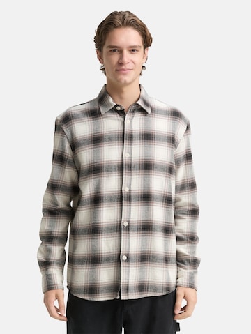 Coupe regular Chemise TOM TAILOR DENIM en blanc : devant