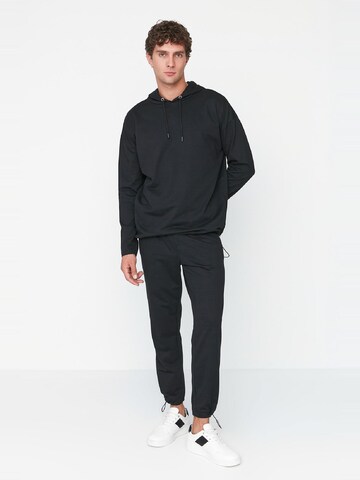 Trendyol Sweatsuit in Black: front