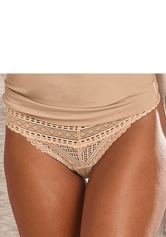 LASCANA String in Beige: voorkant