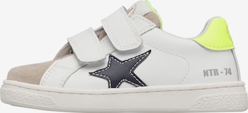 NATURINO Sneaker 'Pinn' in Weiß: Vorderseite