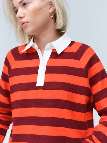 Next Sweater in Orange