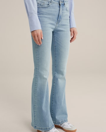 WE Fashion Flared Jeans i blå: forside