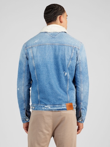 Tommy Jeans Overgangsjakke i blå