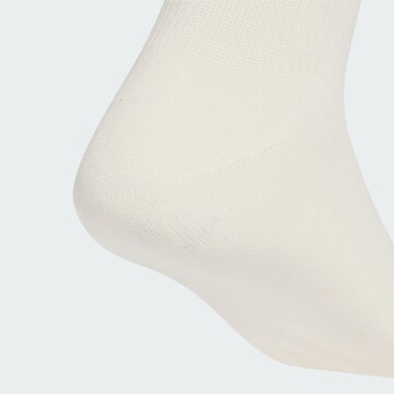 ADIDAS ORIGINALS Socks 'Retro' in White