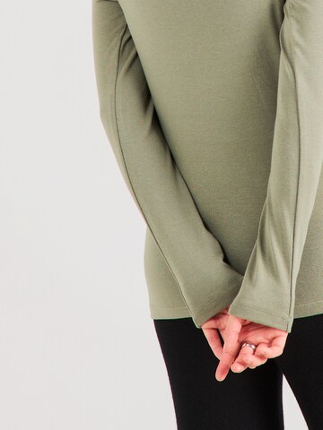 GAP Shirt in Groen