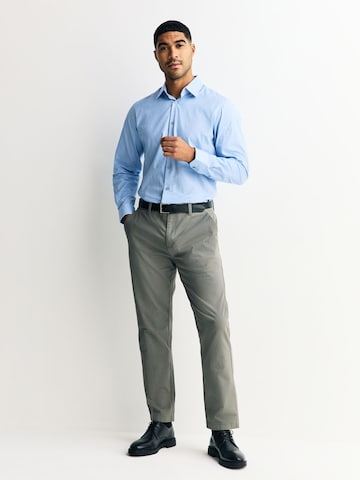 Coupe slim Chemise Next en bleu