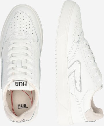 Baskets basses 'Duke' HUB en blanc