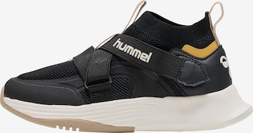 Sneaker di Hummel in nero: frontale