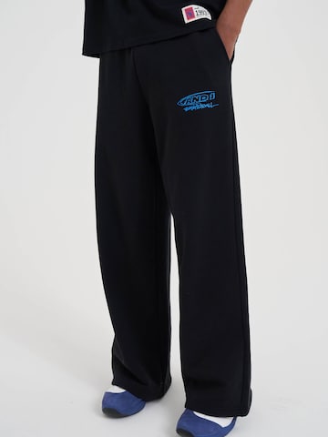 AND1 Široke hlačnice Hlače | črna barva: sprednja stran