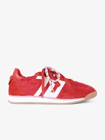 Sneaker bassa di Back70 in rosso