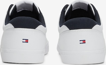 TOMMY HILFIGER Sneaker 'Essential Iconic' in Weiß
