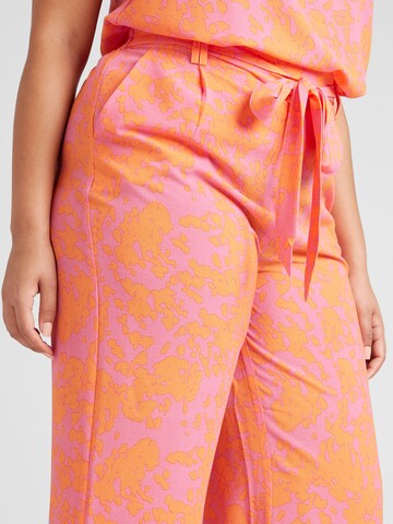 Wide Leg Pantalon à pince 'LUX' ONLY Carmakoma en rose