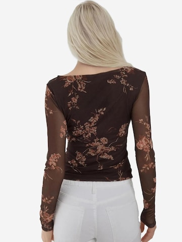 Hiccup Shirt in Brown
