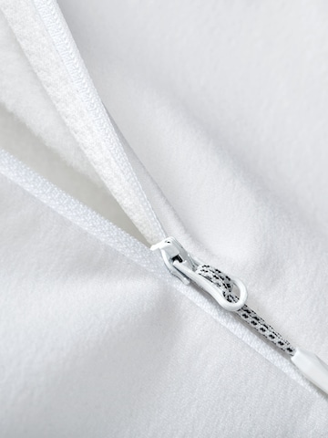 MAMMUT Athletic Fleece Jacket in White