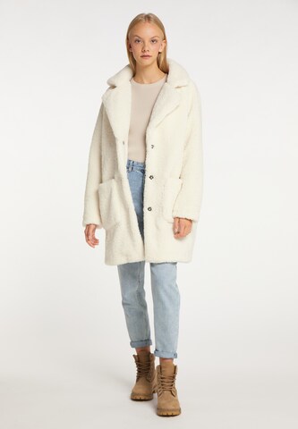 taddy Between-Seasons Coat in White