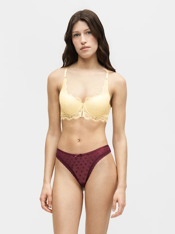 dzeltens Hunkemöller Stringu biksītes