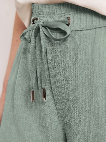 STREET ONE Широки крачоли Панталон в зелено