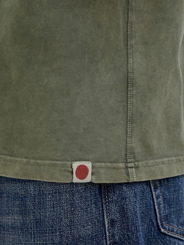 R.D.D. ROYAL DENIM DIVISION Bluser & t-shirts i grøn
