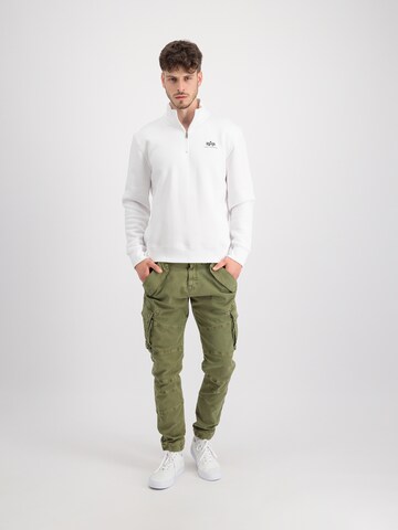 ALPHA INDUSTRIES Sweatshirt in Weiß