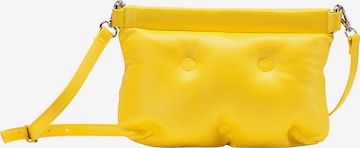myMo NOW Clutch in Yellow: front