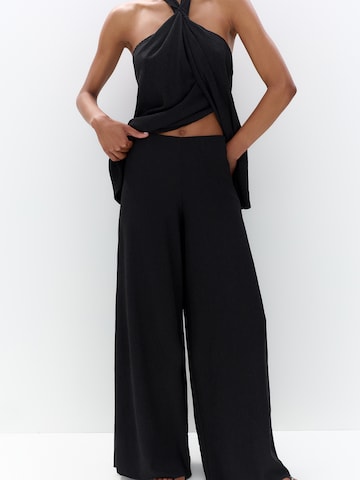 Pull&BearWide Leg/ Široke nogavice Hlače - crna boja: prednji dio