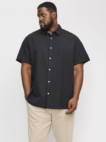 Coupe slim Chemise 'JJEBreeze' Jack & Jones Plus en noir : devant