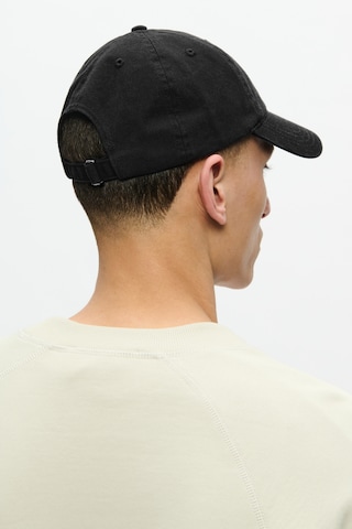 WOOD WOOD Cap in Black