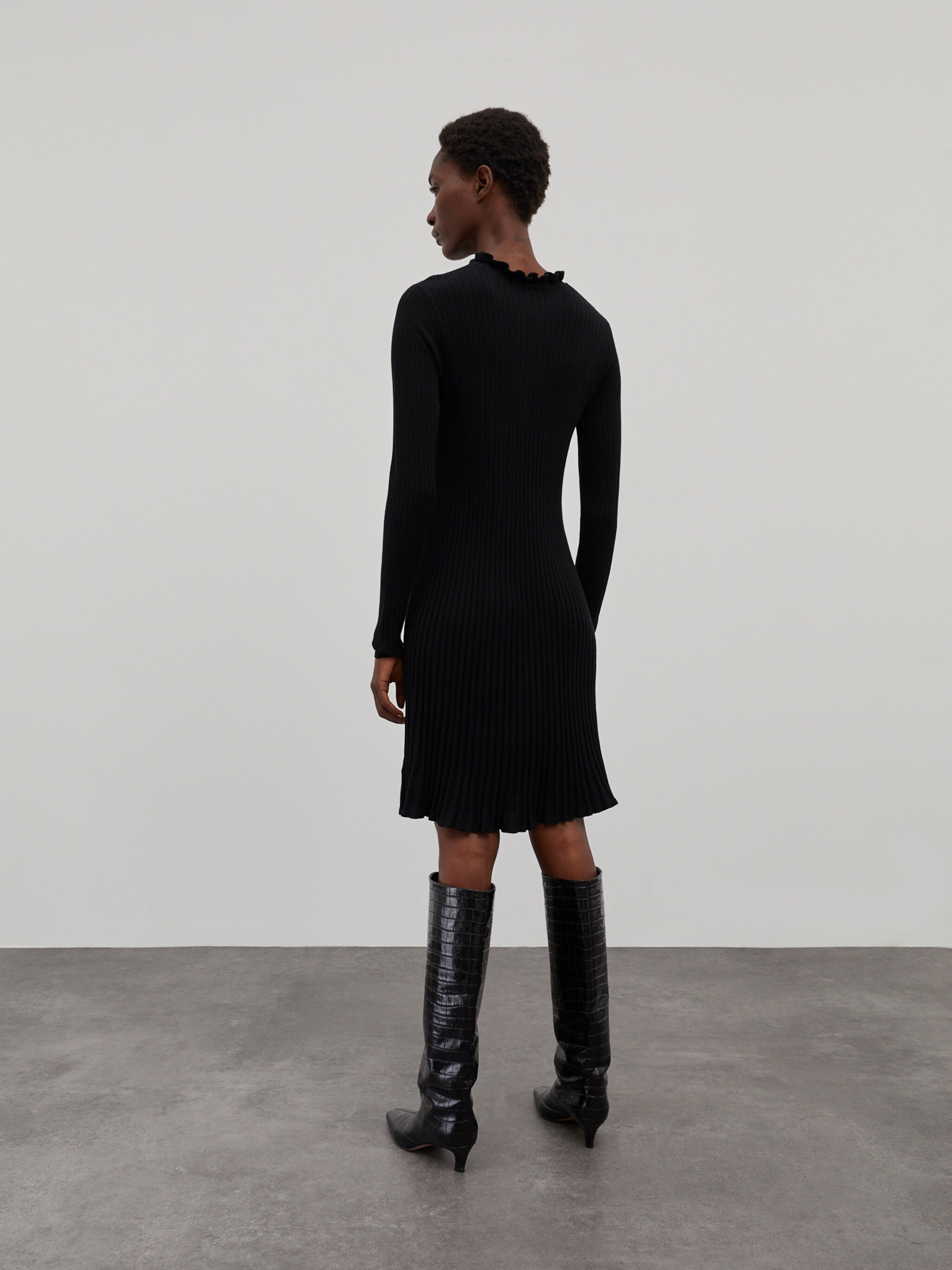 EDITED Produits Robe 'Giorgia' noir