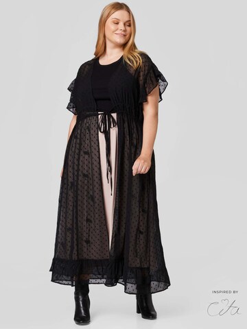 Guido Maria Kretschmer Curvy Collection Kimono 'Meresa' in Black: front