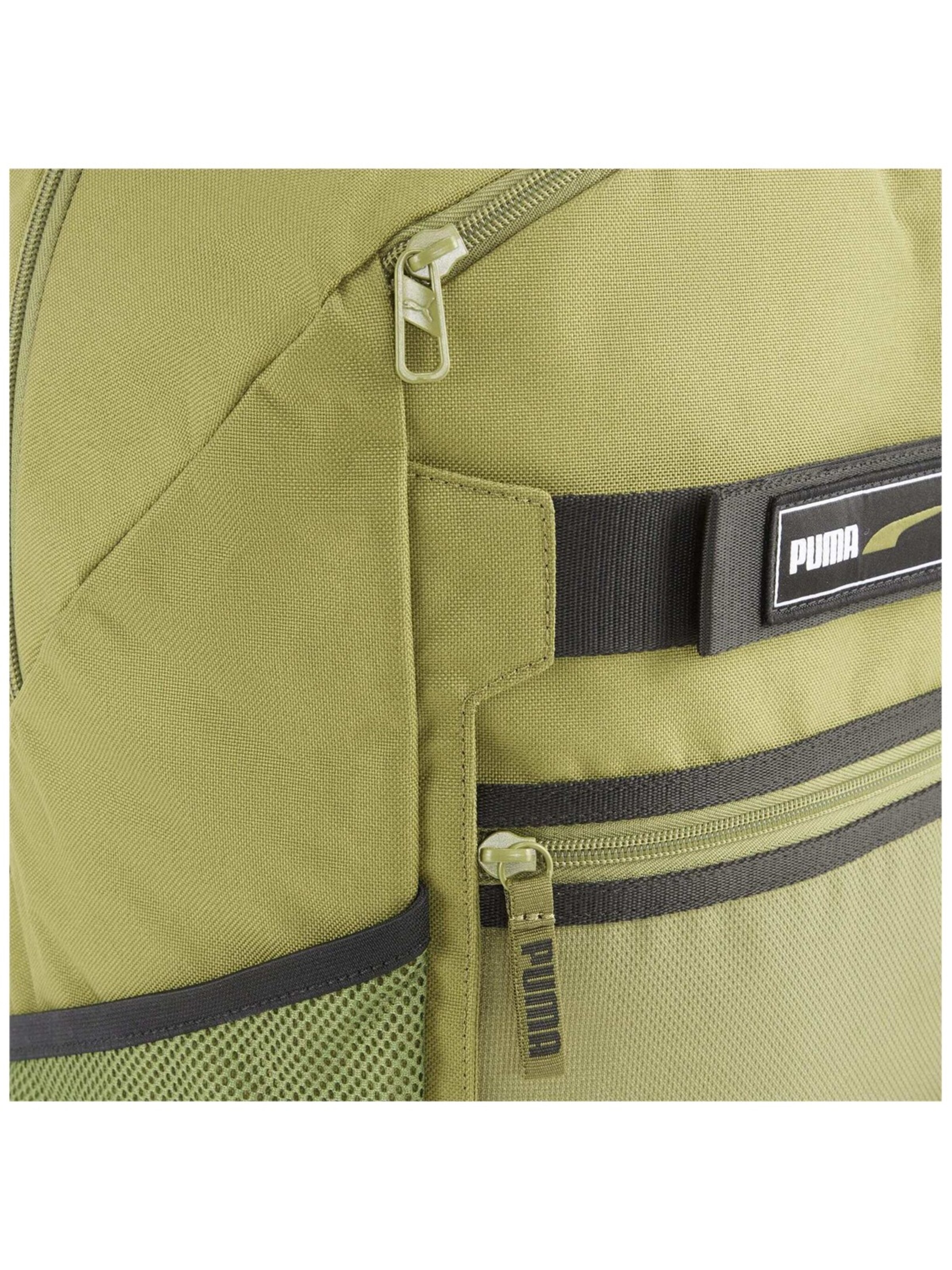 Zaino 'Puma Deck Backpack 22 L' di PUMA in verde