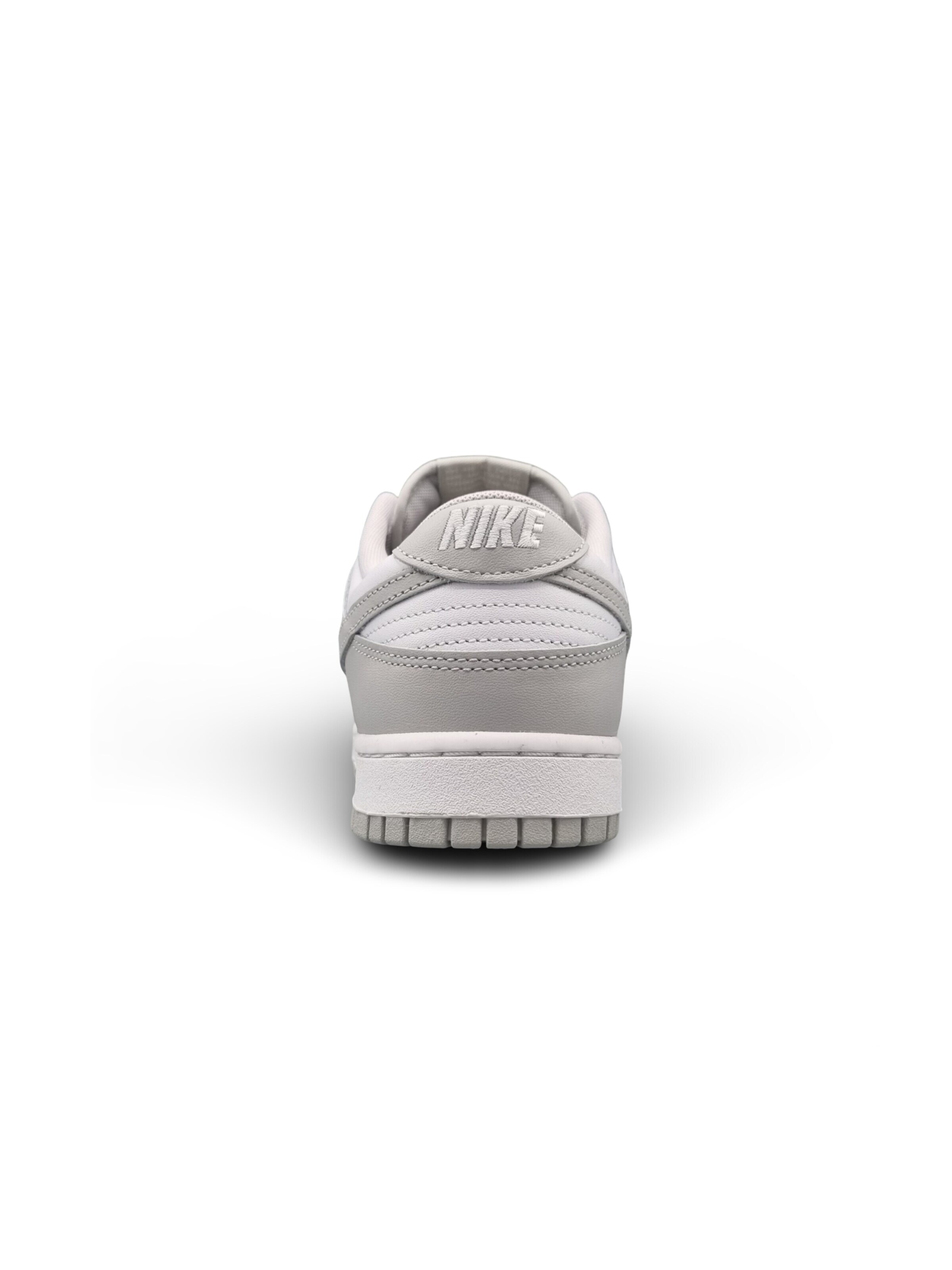 NIKE Sneakers in Grey