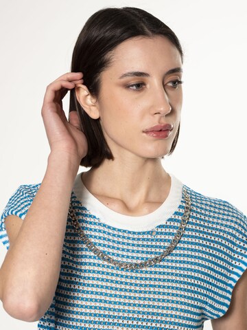 Pullover di Influencer in blu