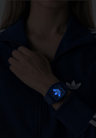 ADIDAS ORIGINALS Analogové hodinky 'CITY TECH' – modrá