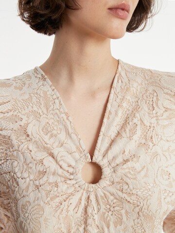 Ana Alcazar Kleid 'Zakena' in Beige
