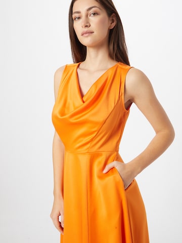 Closet London Φόρεμα σε πορτοκαλί