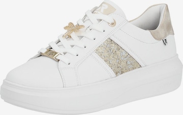 Baskets basses Rieker EVOLUTION en blanc : devant