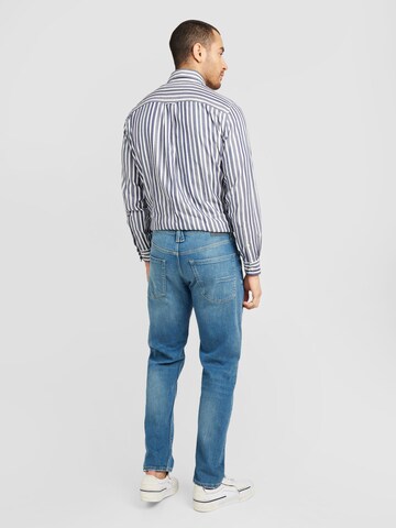 s.Oliver Tapered Jeans 'Mauro' in Blau
