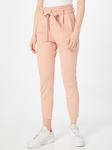 VERO MODA Slim fit Pleat-front trousers 'EVA' in Pink: front