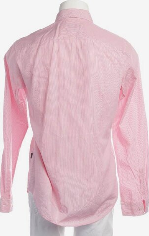 BOSS Button Up Shirt in M in Pink