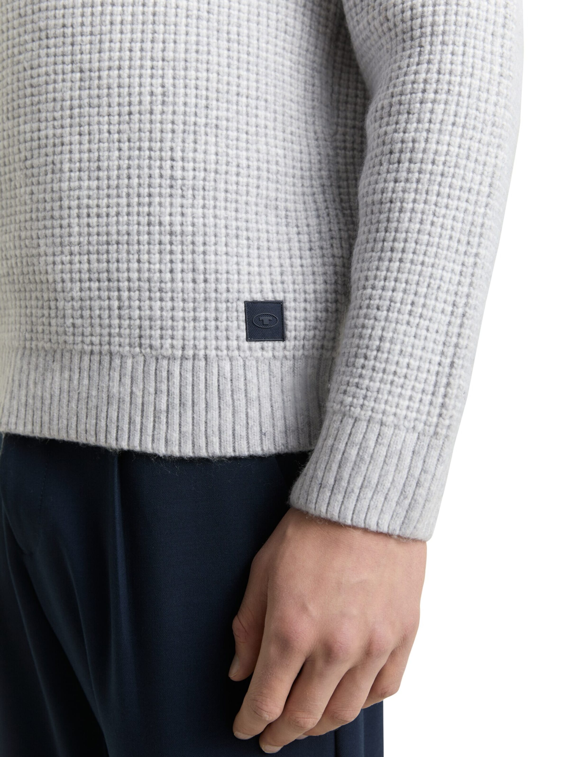 TOM TAILOR Свитер в Серый