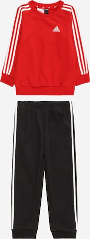 Completo per l'allenamento 'Essentials' di ADIDAS SPORTSWEAR in rosso: frontale