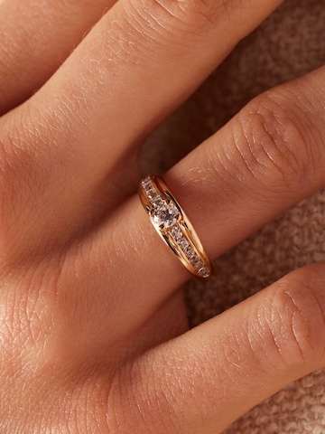 Lucardi Ring 'Klassisch' in Goud: voorkant
