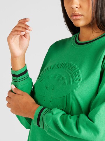 ONLY Carmakoma Sweatshirt 'GATO' in Green