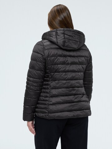 Fiorella Rubino - Chaqueta de invierno en negro